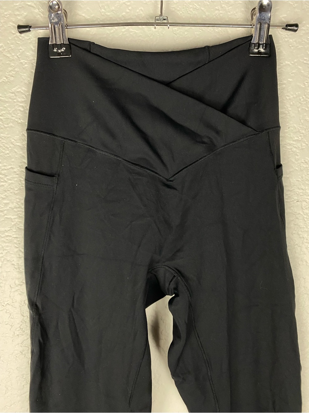 Halara Black Crossover Waist Full Length Leggins - Picture 4 of 12